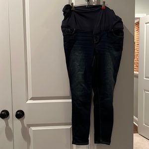 Old Navy Maternity Skinny Jeans
